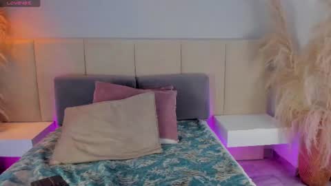Aria online show from July 28, 9:47 pm