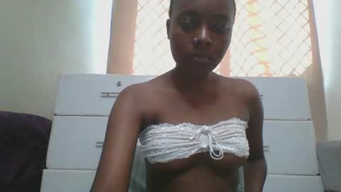 Tight pussy online show from April 16, 5:52 am