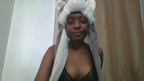 Tight pussy online show from April 25, 5:21 am