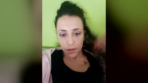 aribabyloveee online show from June 28, 12:11 pm