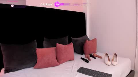 Snapshot of ariel_jonnes chatting on November 15, 10:26 pm Ariel online show from November 15, 10:26 pm