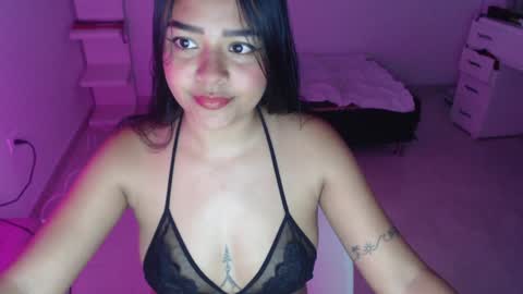 Snapshot of ariel_princess02 chatting on January 8, 2:14 am daniella online show from January 8, 2:14 am