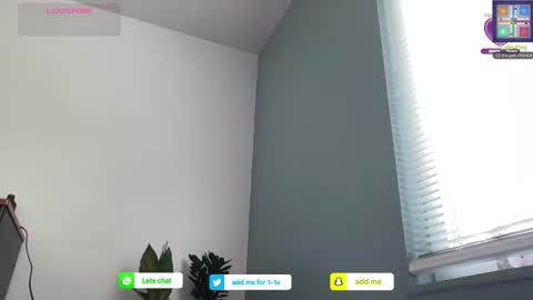 arielbliss69 online show from May 2, 3:28 pm