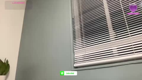 arielbliss69 online show from May 5, 6:43 am