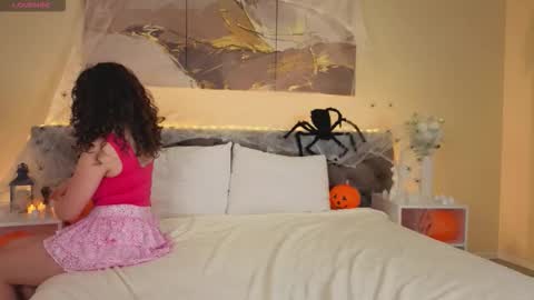 Ariella GTM3  Tue Wed Thu Fri Sat  0400 am-1030pm online show from November 3, 1:08 am