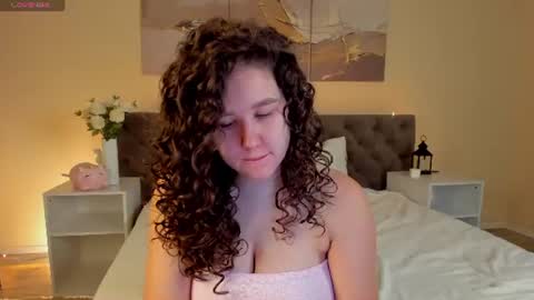Ariella GTM3  Tue Wed Thu Fri Sat  0400 am-1030pm online show from July 20, 1:09 am
