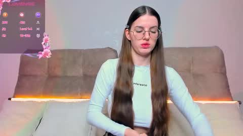 Snapshot of ariellateska chatting on November 27, 5:09 am Ariella online show from November 27, 5:09 am