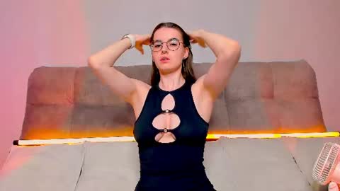 Ariella online show from July 14, 3:33 am