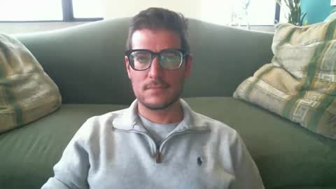 Snapshot of arielsinho chatting on November 20, 10:31 pm Anon online show from November 20, 10:31 pm