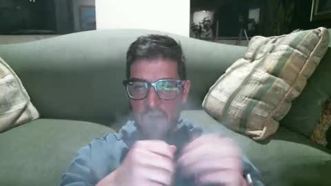 Snapshot of arielsinho chatting on May 26, 3:02 am Anon online show from May 26, 3:02 am
