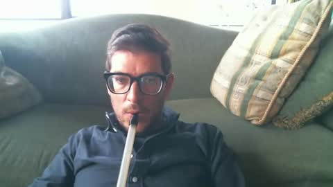 Snapshot of arielsinho chatting on June 8, 9:59 pm Anon online show from June 8, 9:59 pm