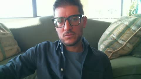Snapshot of arielsinho chatting on June 24, 1:32 pm Anon online show from June 24, 1:32 pm
