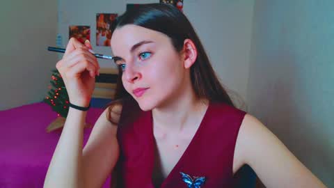 arielstonks_lovee online show from December 19, 8:13 am