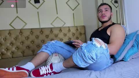 Ariies13 online show from September 19, 7:58 pm