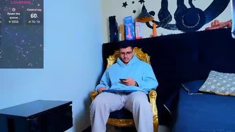 Ariies13 online show from June 30, 6:09 pm