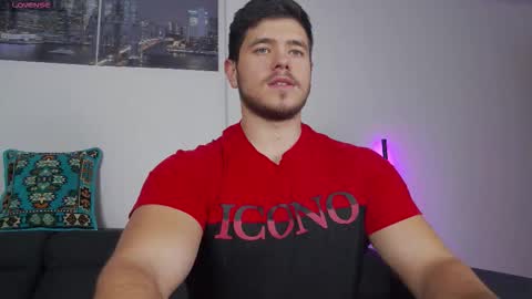 Snapshot of arilass chatting on November 20, 1:33 pm A n g e l f r o m H e l l online show from November 20, 1:33 pm