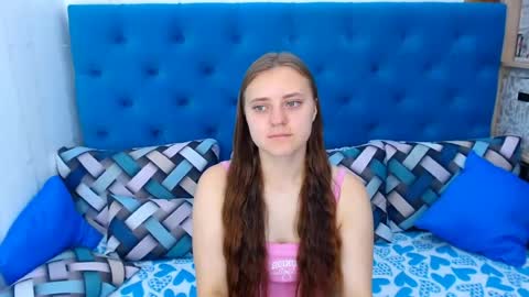 arinabelle online show from July 18, 2:32 pm