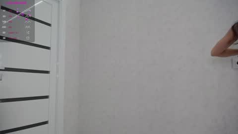 Snapshot of arinamir chatting on February 3, 12:53 am arinamir online show from February 3, 12:53 am