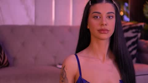 Snapshot of arinarhodes chatting on November 1, 6:32 pm Arina online show from November 1, 6:32 pm