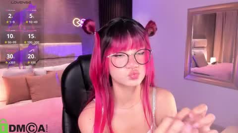 Ari  online show from October 4, 11:58 pm