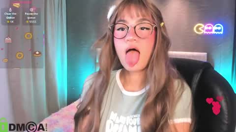 Ari  online show from March 17, 8:12 pm