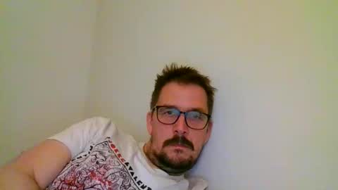 Snapshot of ariparikrigsmann chatting on January 6, 10:26 pm ariparikrigsmann online show from January 6, 10:26 pm