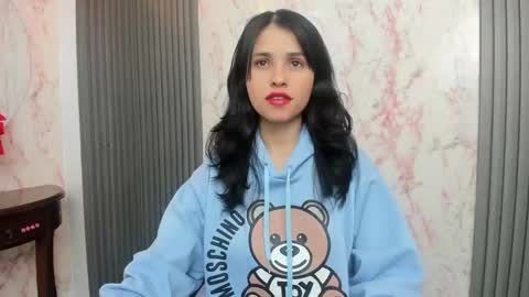 Snapshot of arisha_lee2 chatting on January 11, 8:22 am arisha_lee2 online show from January 11, 8:22 am