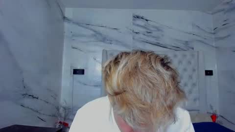 celina online show from September 13, 1:33 pm