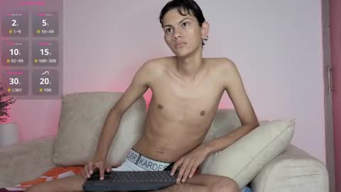 Snapshot of arito__ chatting on May 25, 8:04 pm ANDRES Independent model online show from May 25, 8:04 pm