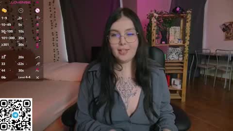 Astrid online show from February 12, 7:47 am