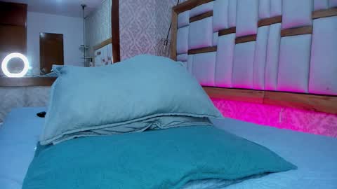 Snapshot of arleth_1 chatting on November 13, 3:16 am Arleth online show from November 13, 3:16 am