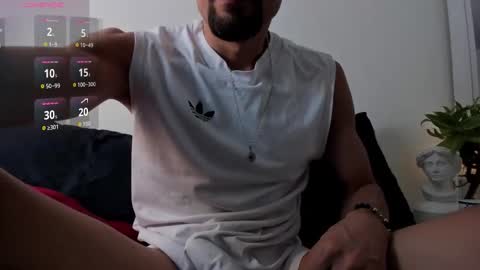 Snapshot of arleymoren chatting on December 21, 12:23 pm Arley Moren online show from December 21, 12:23 pm