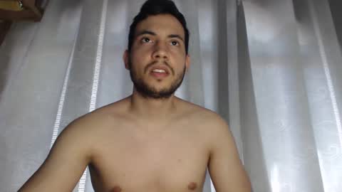 Snapshot of armando_2002 chatting on December 7, 4:47 pm ARMANDO online show from December 7, 4:47 pm