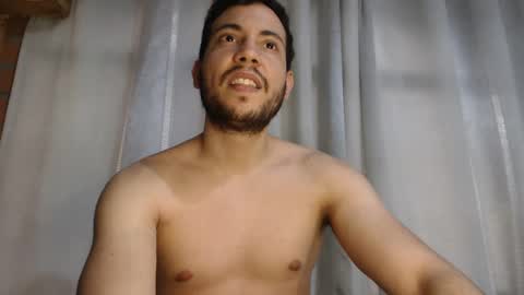 Snapshot of armando_2002 chatting on December 13, 9:30 pm ARMANDO online show from December 13, 9:30 pm