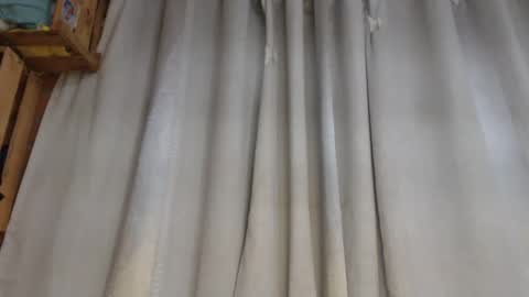 Snapshot of armando_2002 chatting on January 17, 10:23 pm ARMANDO online show from January 17, 10:23 pm