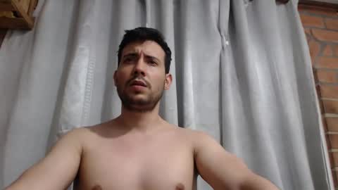 Snapshot of armando_2002 chatting on January 26, 3:48 am ARMANDO online show from January 26, 3:48 am