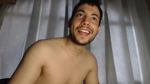 Snapshot of armando_2002 chatting on January 29, 6:18 pm ARMANDO online show from January 29, 6:18 pm