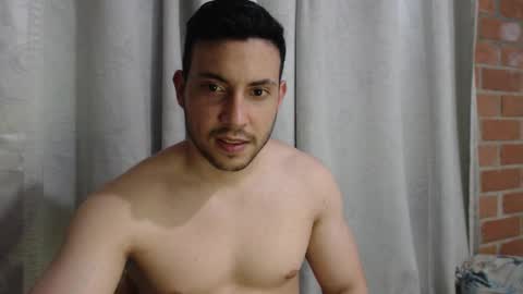 Snapshot of armando_2002 chatting on September 17, 1:18 am ARMANDO online show from September 17, 1:18 am