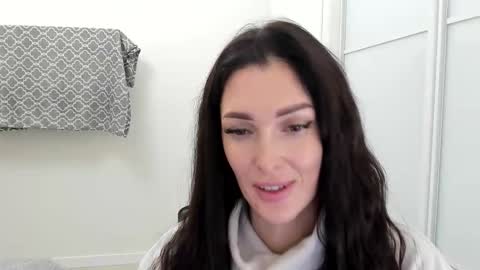 armanigirl online show from November 15, 1:40 pm