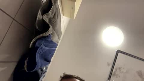 Snapshot of armyskater32 chatting on October 7, 8:17 pm armyskater32 online show from October 7, 8:17 pm