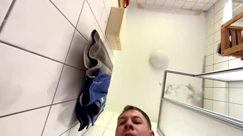 Snapshot of armyskater32 chatting on October 8, 12:47 pm armyskater32 online show from October 8, 12:47 pm