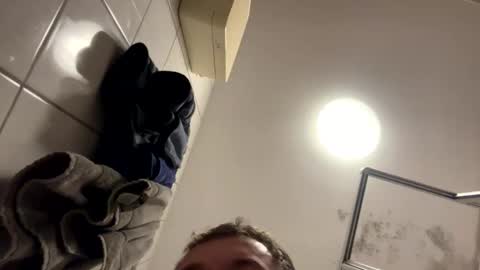 Snapshot of armyskater32 chatting on October 31, 11:50 pm armyskater32 online show from October 31, 11:50 pm