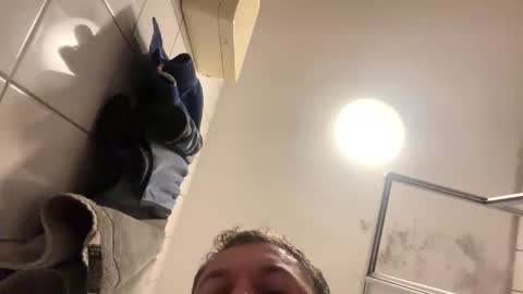 Snapshot of armyskater32 chatting on November 8, 9:46 pm armyskater32 online show from November 8, 9:46 pm