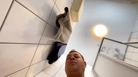 Snapshot of armyskater32 chatting on November 26, 8:59 am armyskater32 online show from November 26, 8:59 am