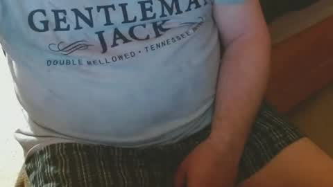 Snapshot of arnie12 chatting on December 11, 10:03 am Arnie online show from December 11, 10:03 am