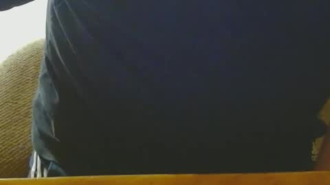 Snapshot of arnie12 chatting on February 18, 12:06 pm Arnie online show from February 18, 12:06 pm