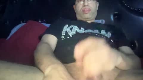 Snapshot of arnie774u chatting on March 10, 2:28 am arnie774u online show from March 10, 2:28 am