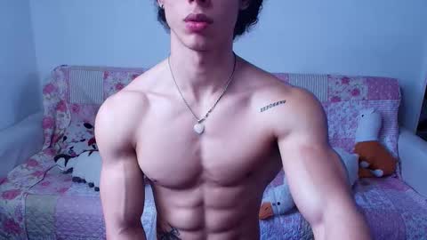 Snapshot of arnold_black69 chatting on February 11, 8:20 pm arnold black online show from February 11, 8:20 pm