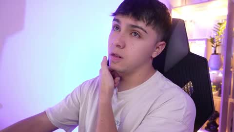 aron__cooper online show from February 15, 12:18 am