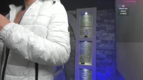 Snapshot of aron_bolt chatting on February 27, 2:32 am ARON BOLT online show from February 27, 2:32 am